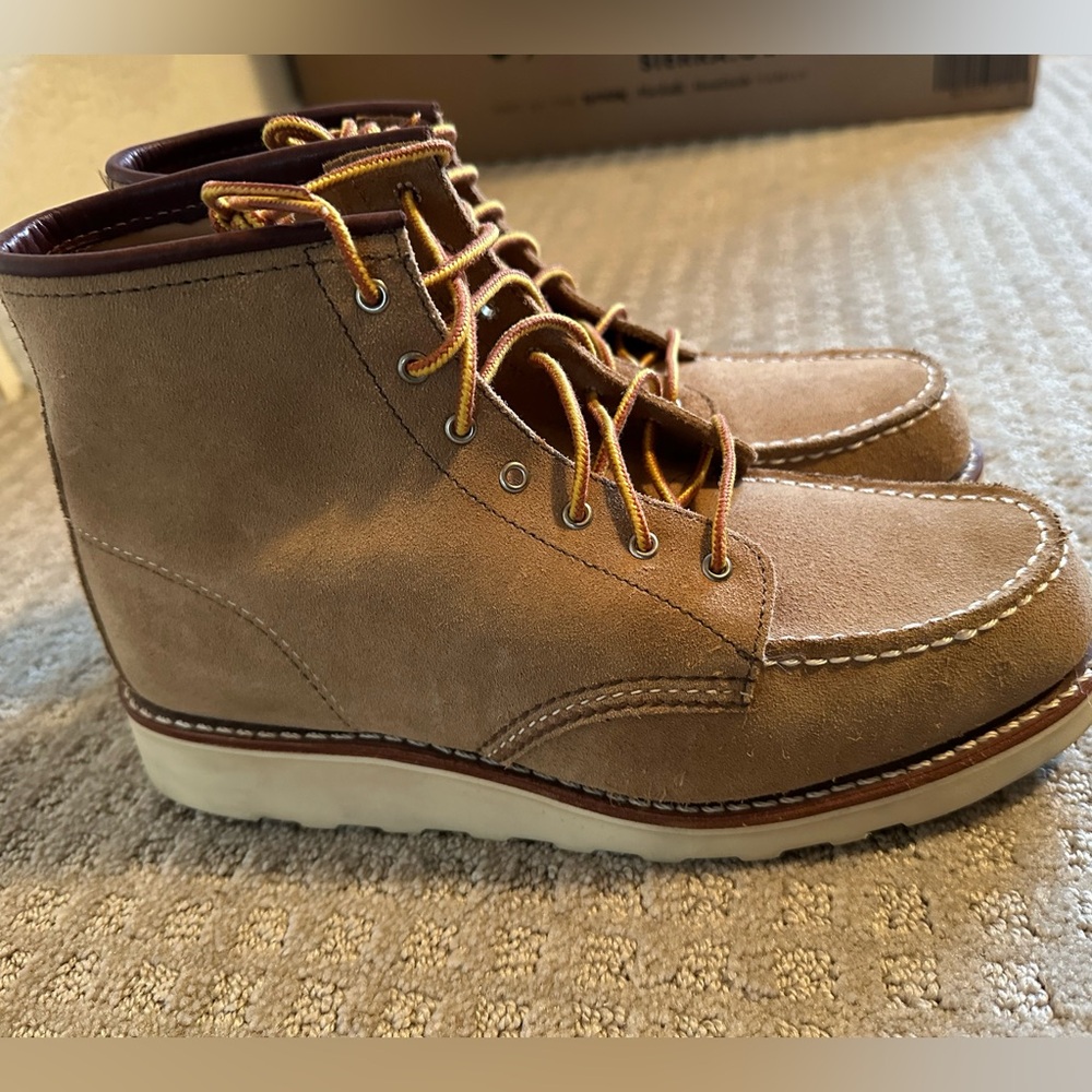AS NEW women’s red wing moc toe boots 3376 sand Mojave rough out suede size 9.5 - Picture 7 of 14